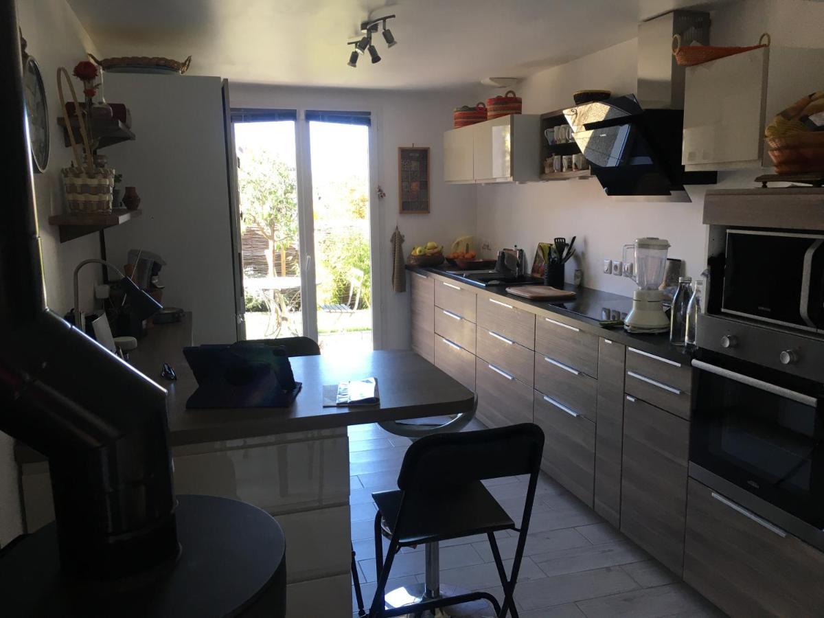 Chambre Privee Proche Disney Disponible De 19H A 10H Montévrain Eksteriør bilde